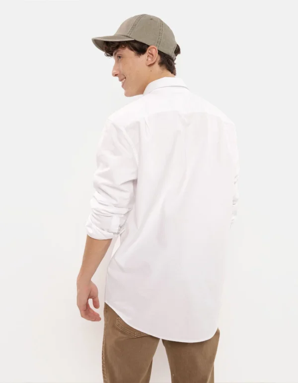 Everyday Oxford Button-Up Shirt - Image 3